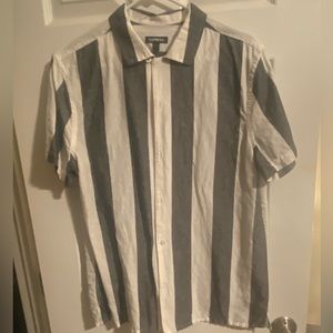 Express Medium Short Sleeve Shirt